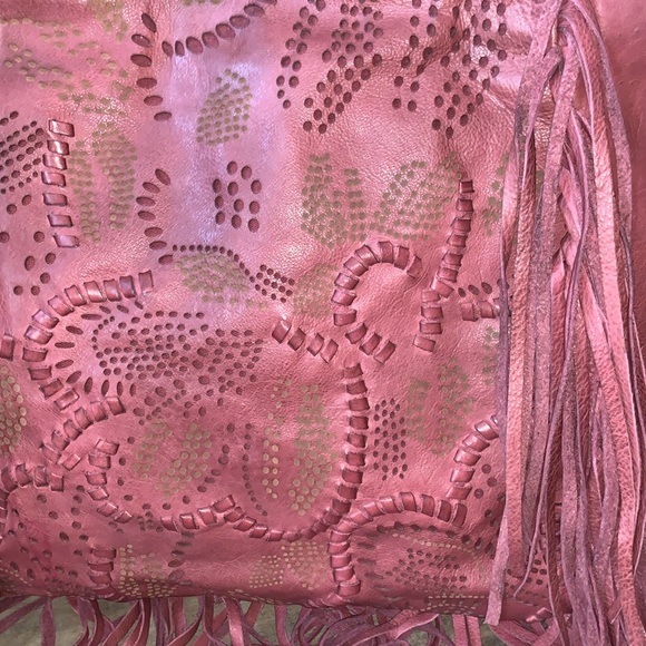 FRYE “VIVIAN” BURGUNDY LEATHER FRINGE BOHO PURSE - Picture 2 of 11